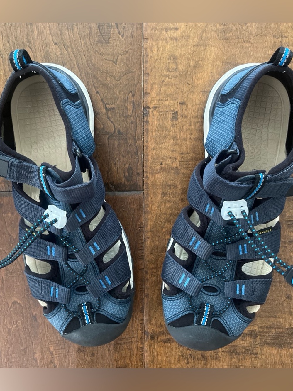 KEEN Newport Neo H2 navy blue hiking sandals Sz. 5